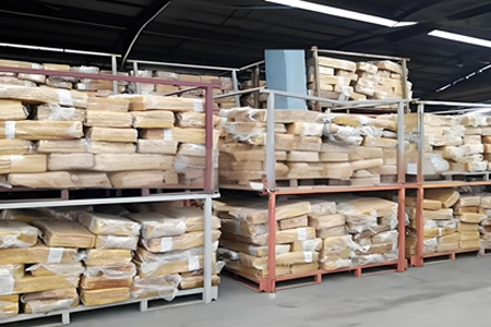 海南天然橡胶混合胶价格涨100元/吨